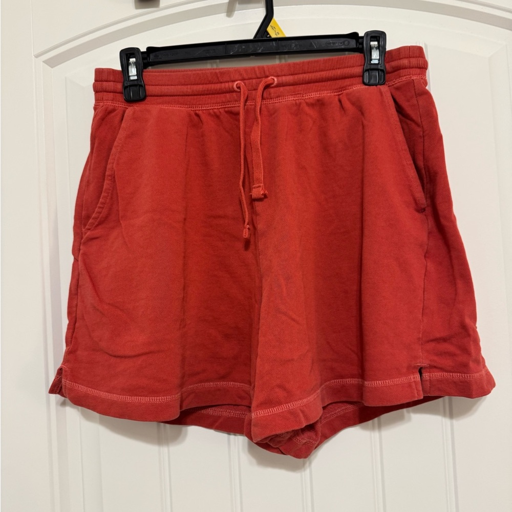 Red Drawstring Casual Shorts